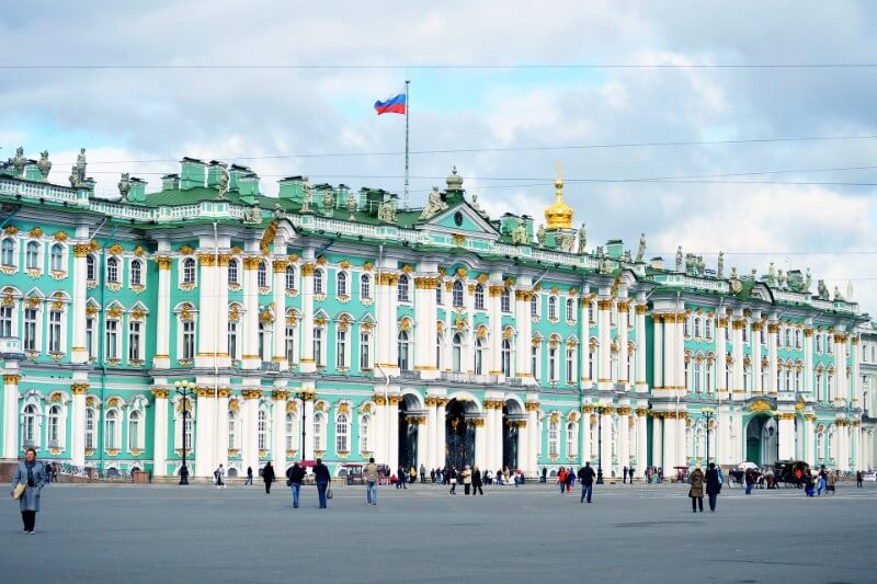 The Hermitage in Saint Petersbourg is the most popular attraction among tourists